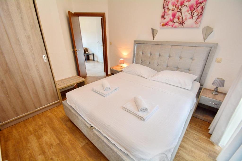 Очарователен хотел в живописния град Котор, Доброта, Черна гора