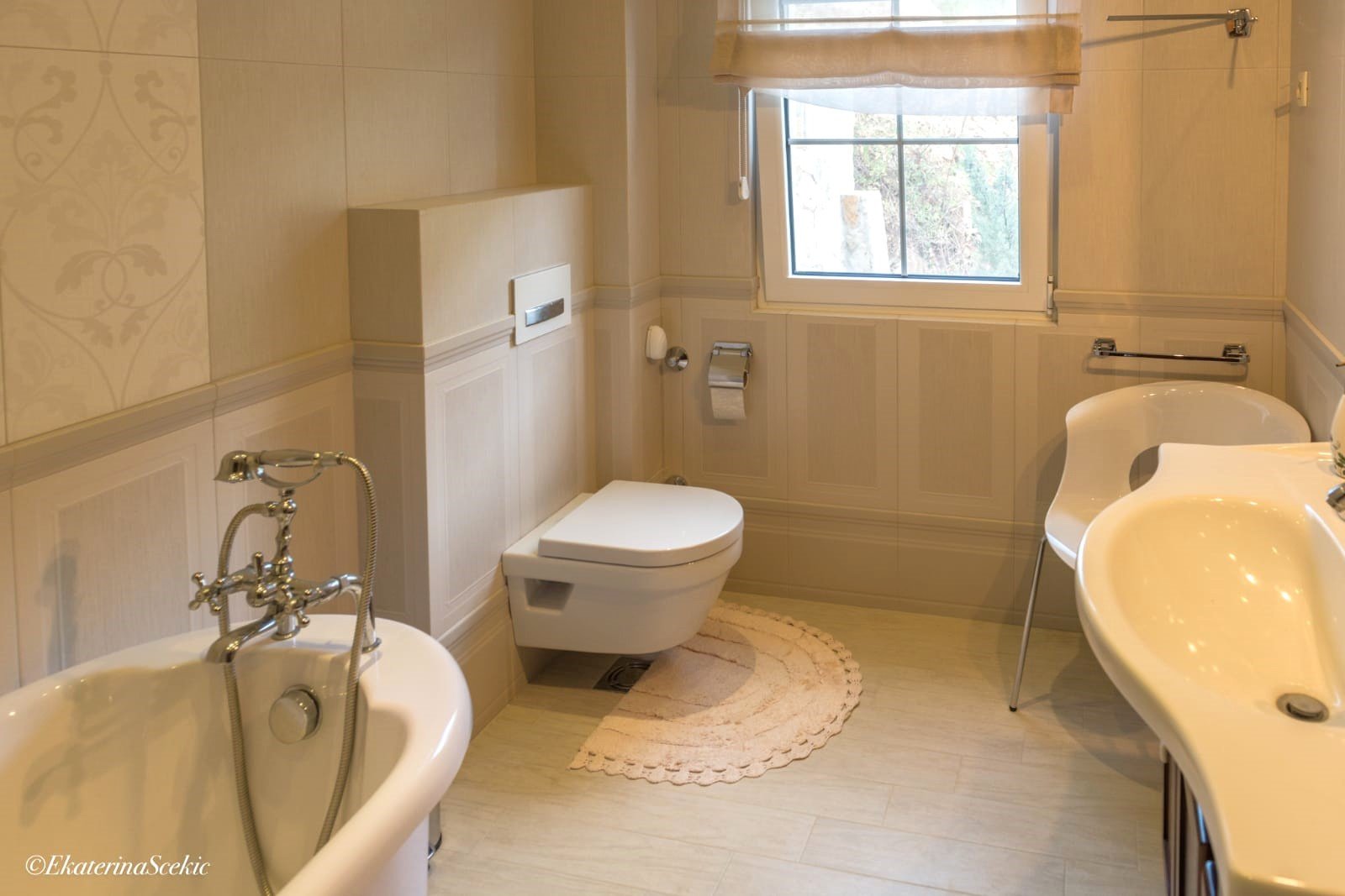 Впечатляваща вила с панорамна гледка към морето и планината в Перазича До