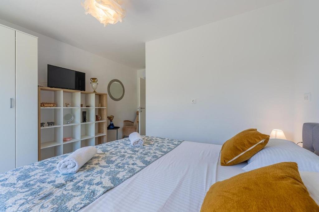 Луксозна вила с гледка и басейн близо до плажа в естествен оазис – Павичини, Дуга Увала, Истрия