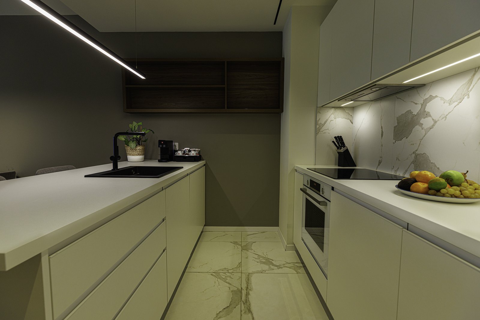 Лукс и доход в едно – апартамент на 200 м от морето в топ курорт в Умаг, Савудрия, Истрия