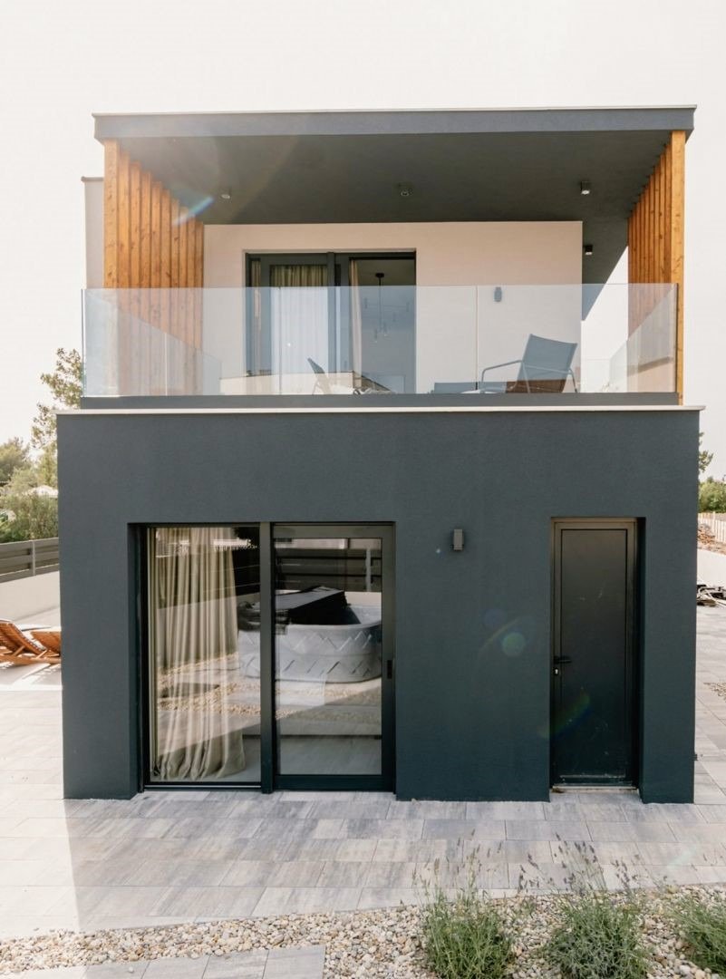 Дизайнерска вила с басейн и сауна на 350 м от морето, Шибеник