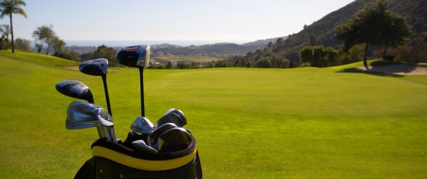 Луксозен апартамент с великолепна тераса в Бенахавис – комфорт и спокойствие на Коста дел Сол!