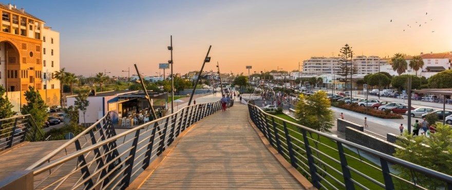 Премиум пентхаус в първокласен комплекс на брега на морето в Марбея – лукс без компромис! 