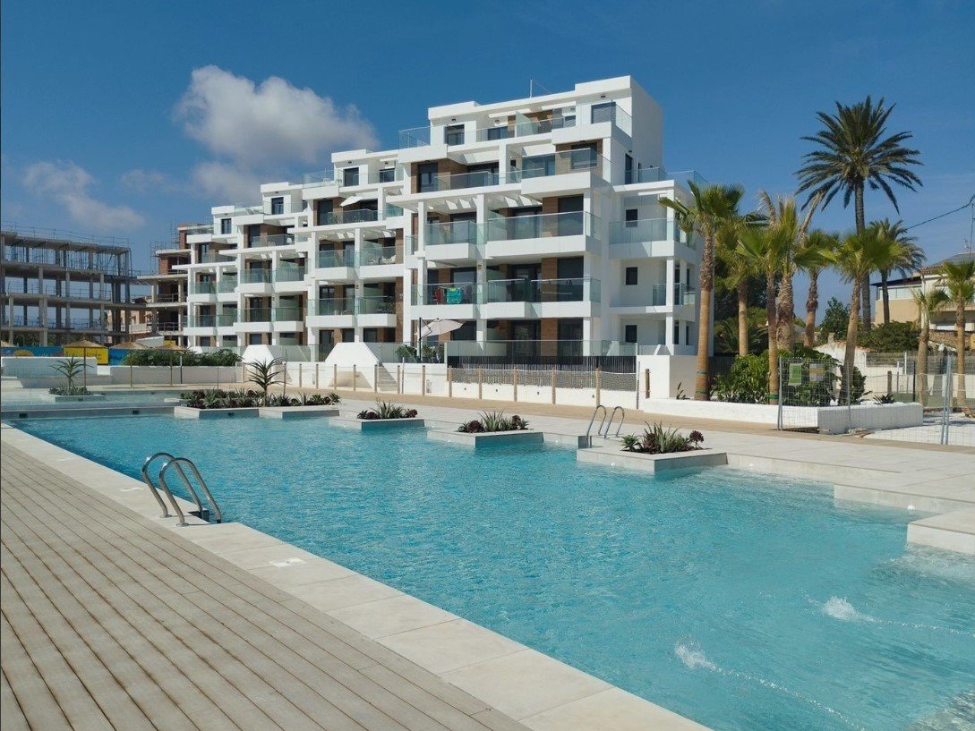 Zweistöckiges Penthouse direkt am Strand in LEstanyo Denia – außergewöhnliche Aussicht, bezugsfertig