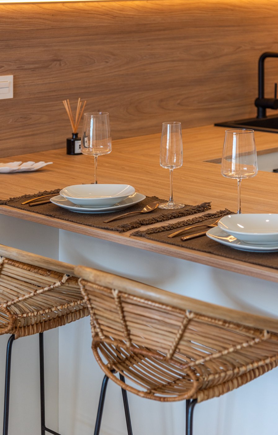 Просторни апартаменти с 2-4 спални, басейн и градини, Бенихофар