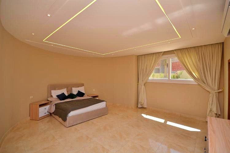 Луксозна вила с гледка към морето за продажба в Jamaran Sahl Hasheesh