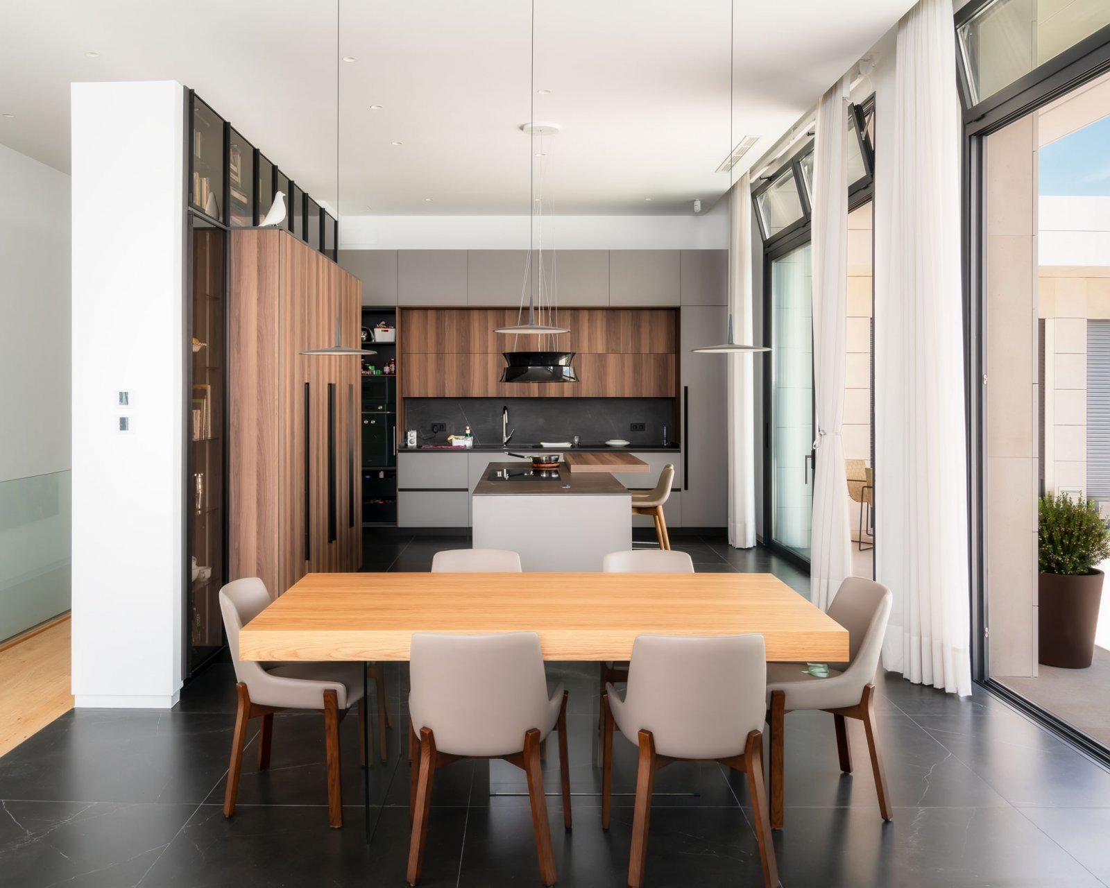 Модерни семейни къщи с частен басейн и градина, Молина де Сегура