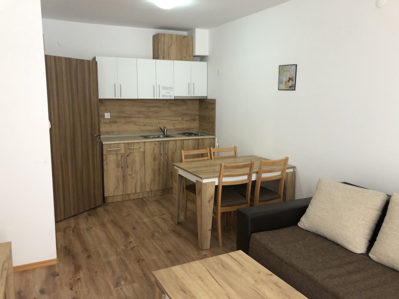 Дългосрочно наемане на апартаменти в Ахелой от септември, България