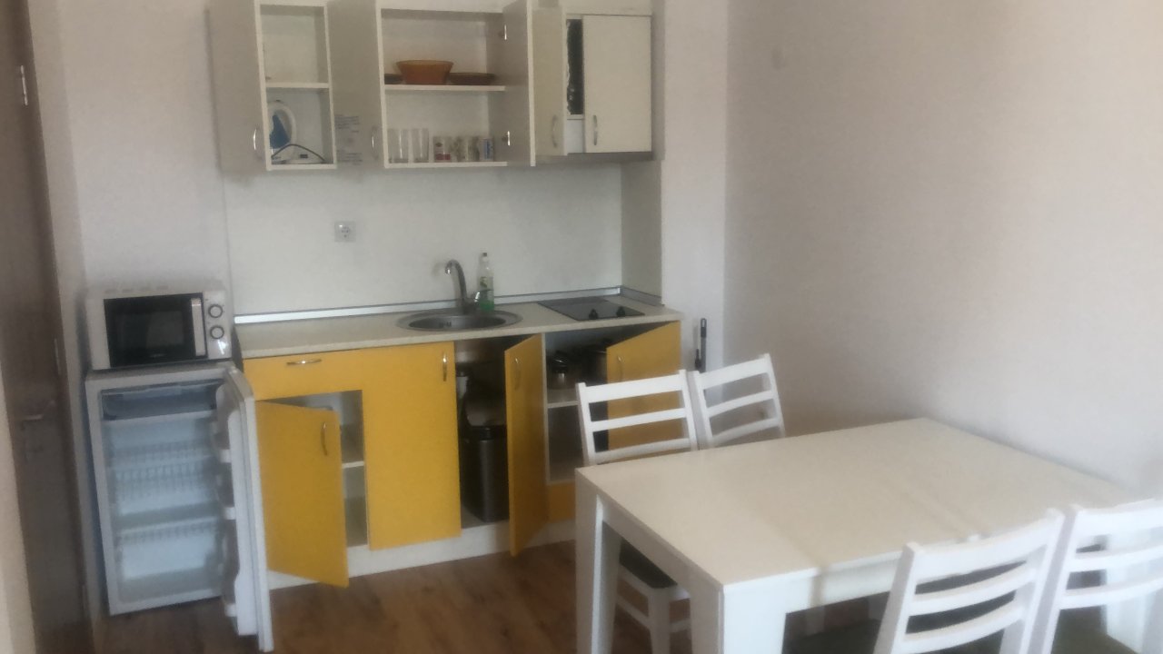 Дългосрочно наемане на апартаменти в Ахелой от септември, България