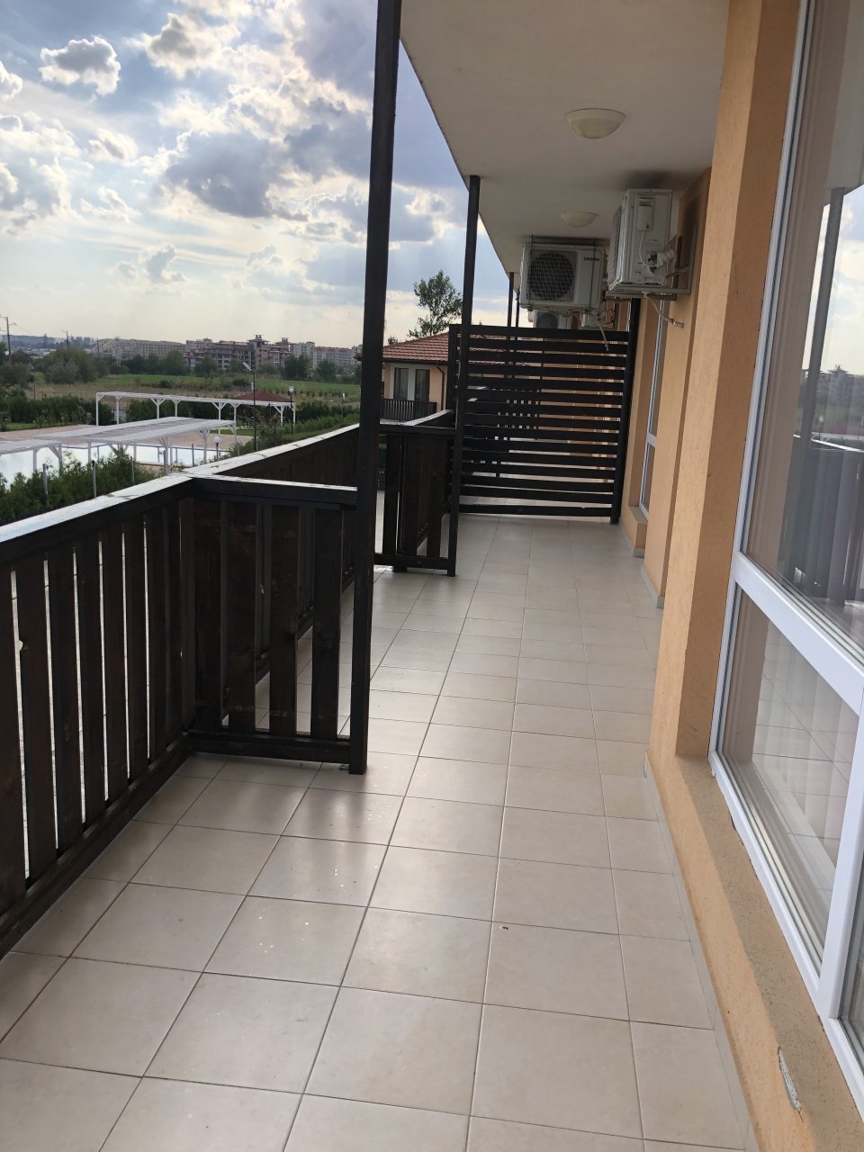 Дългосрочно наемане на апартаменти в Ахелой от септември, България