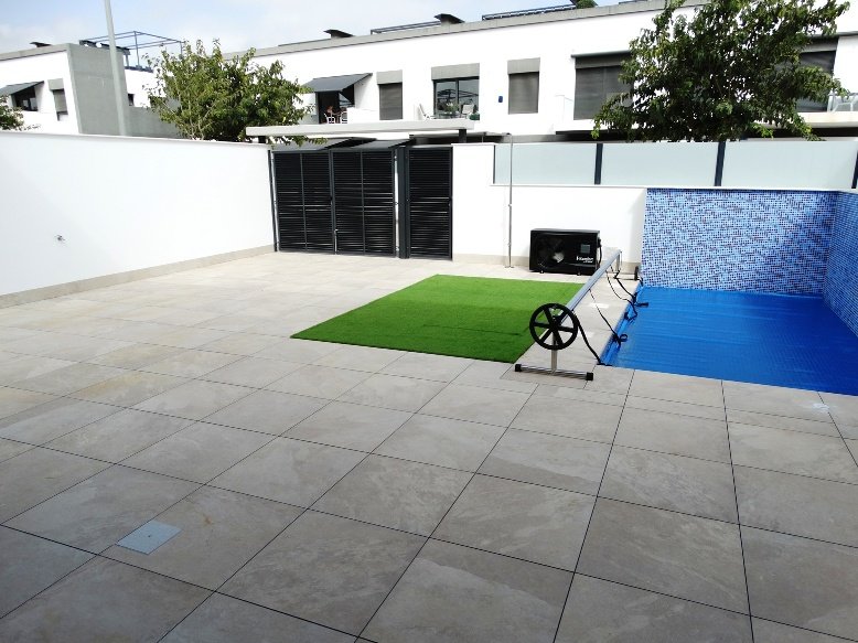 Ексклузивни таунхауси, на 3 км от морето и частен басейн, Пилар де ла Орадада