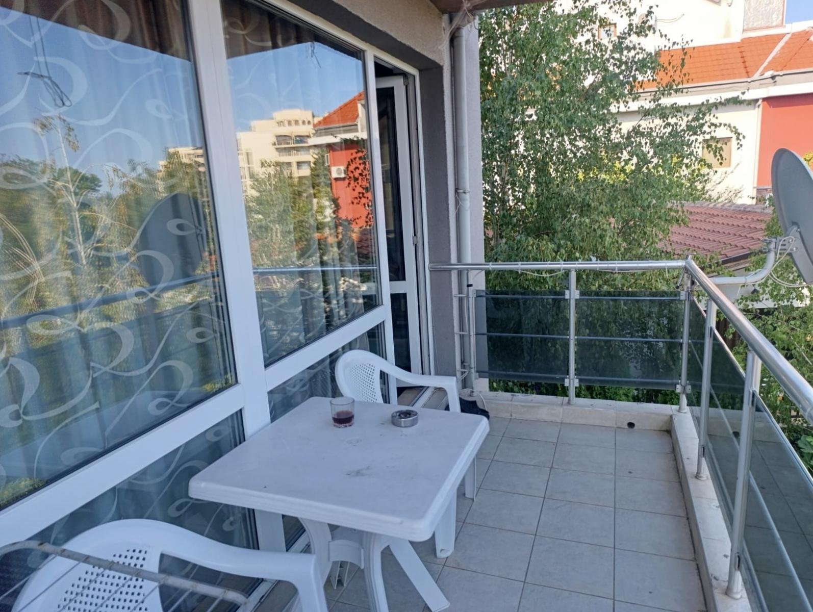 Тристаен апартамент в Несебър, квартал АУРЕЛИЯ