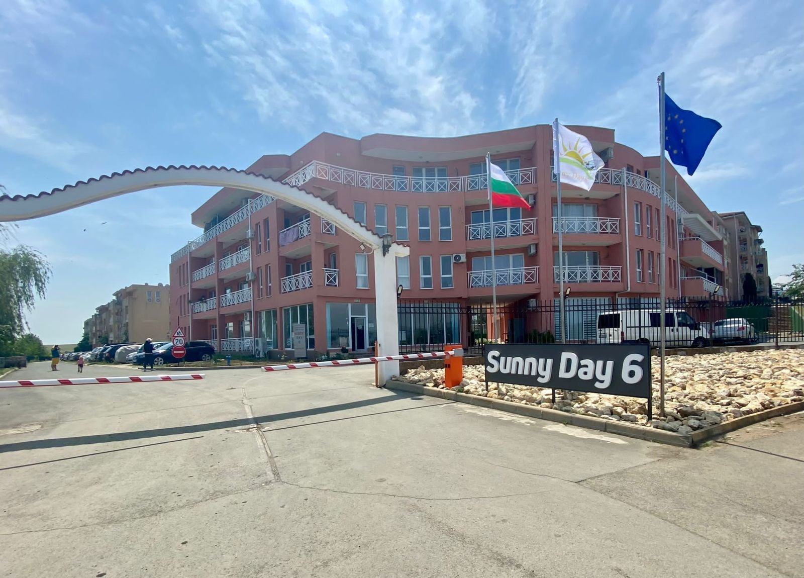 Двустаен апартамент в комплекс Sunny Day 6, Тънково, България