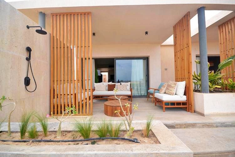 Самостоятелна и напълно обзаведена вила в Mesca Soma Bay, лукс и инвестиция на първа линия