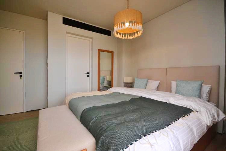 Самостоятелна и напълно обзаведена вила в Mesca Soma Bay, лукс и инвестиция на първа линия