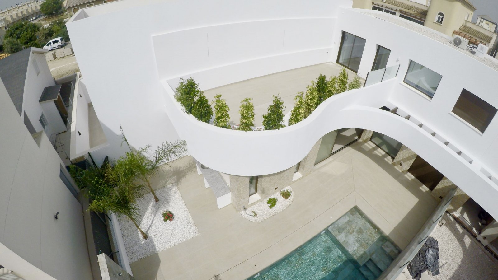 Ексклузивна градска къща, частна градина и басейн, Ередадес