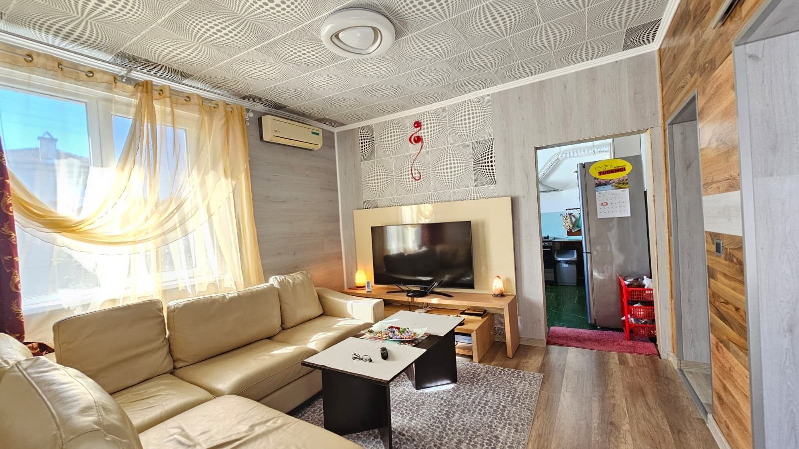 Къща с допълнителна сграда в село Дюлево, България