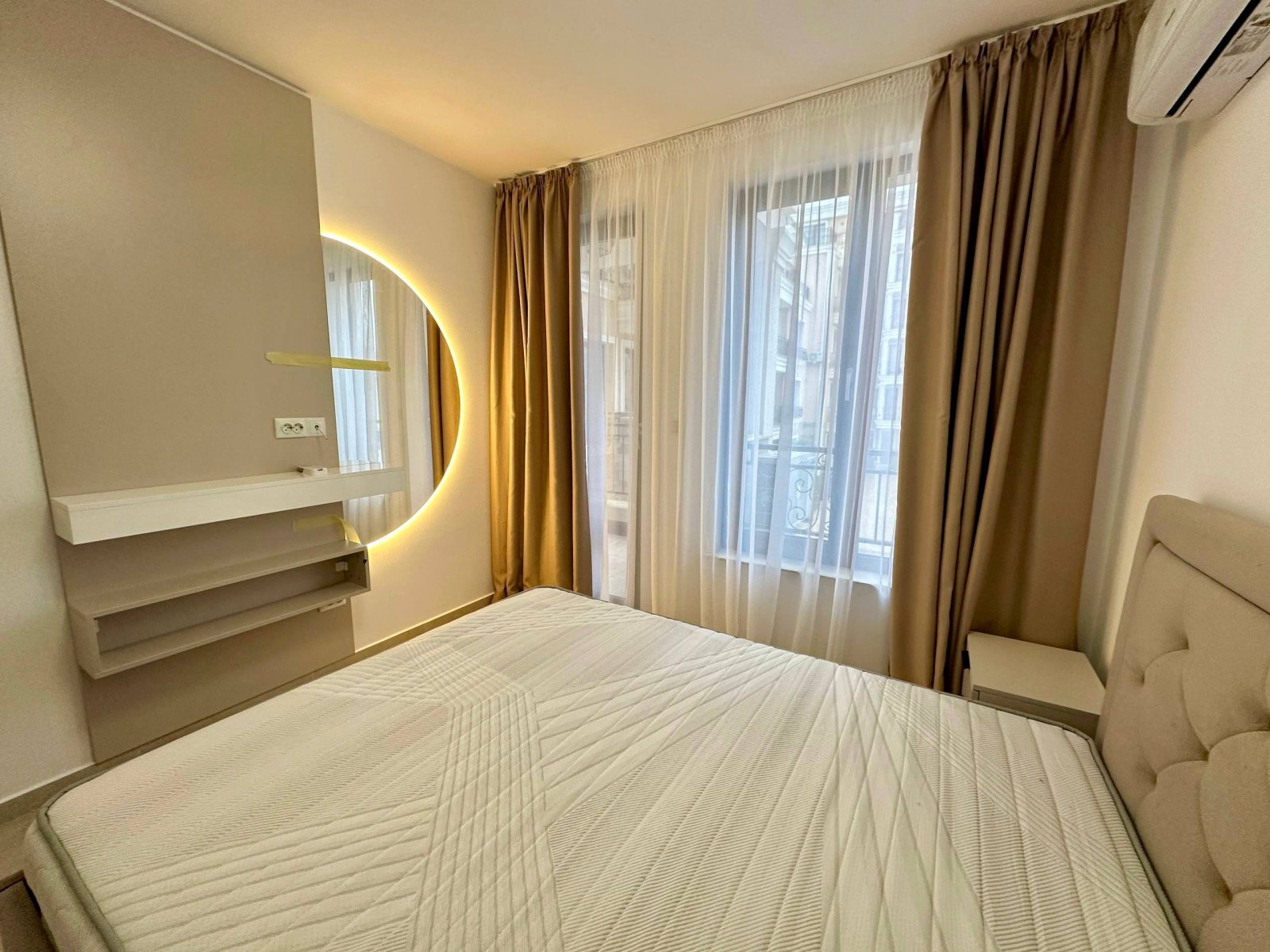 Апартамент 1+2 в комплекс Империум, Свети Влас, България