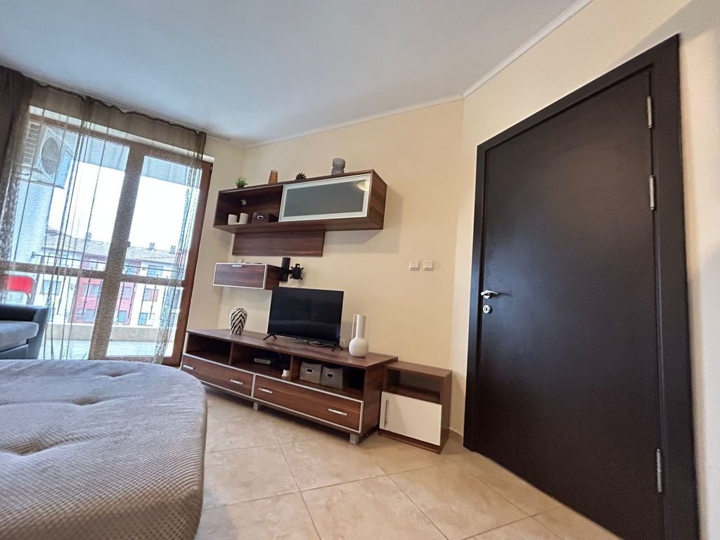 Двустаен апартамент в комплекс Апполон 6 в Равда, България