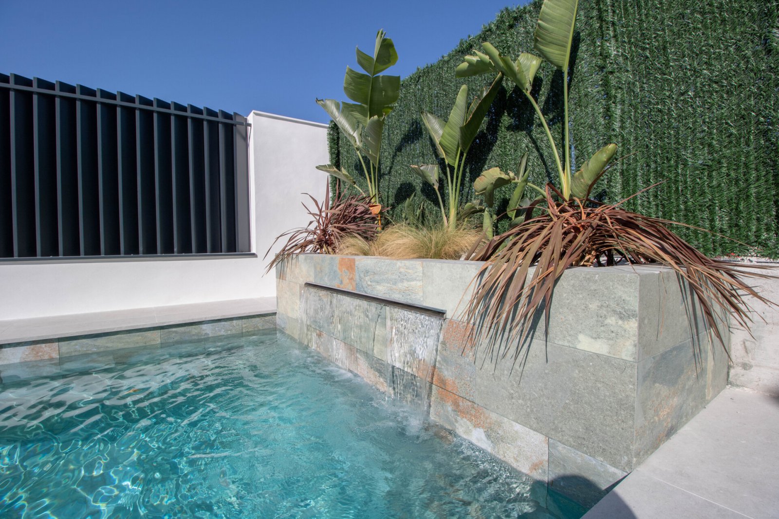 Ексклузивни самостоятелни къщи, на 5 км от морето и на 700 м от голф игрището, Финестрат