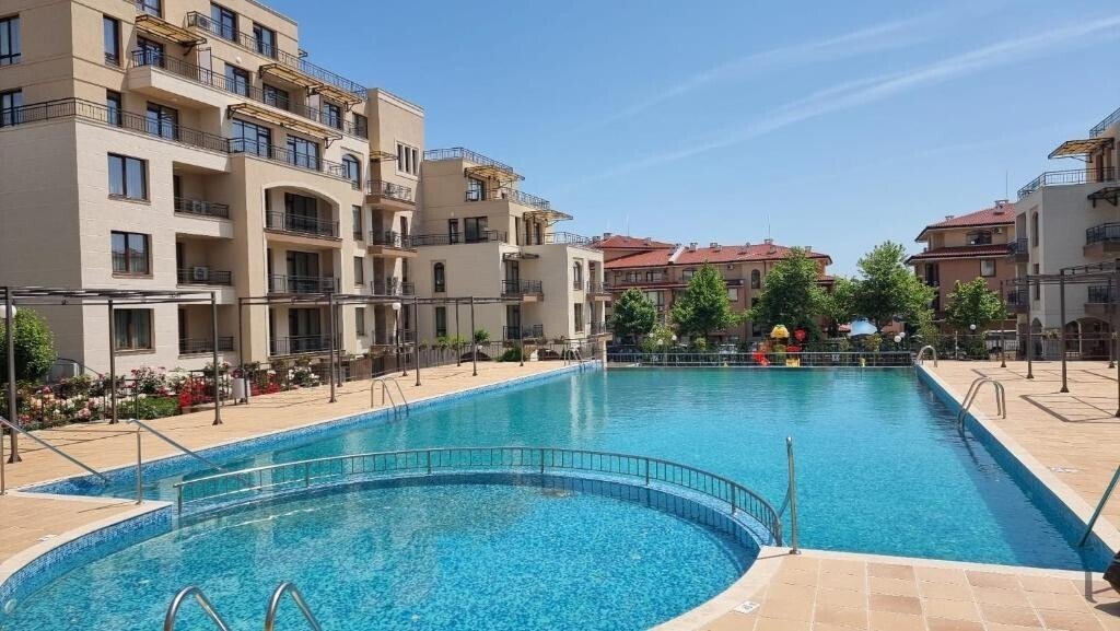 Sveti Vlas: Апартамент 1+1 в комплекс Sorrento Sole Mare, Свети Влас, България 