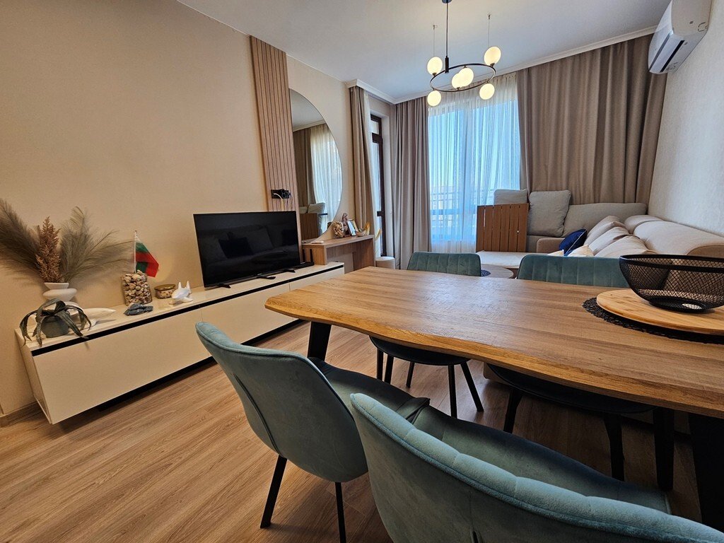 Апартамент 1+1 в комплекс Sorrento Sole Mare, Свети Влас, България