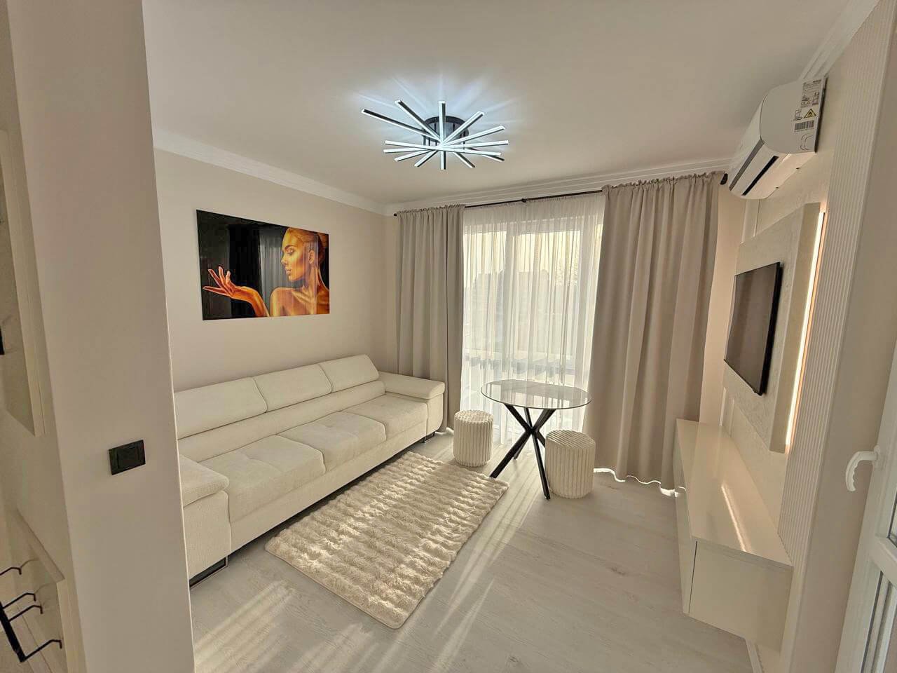 Двустаен апартамент в комплекс Vip Limited, Слънчев бряг, България.