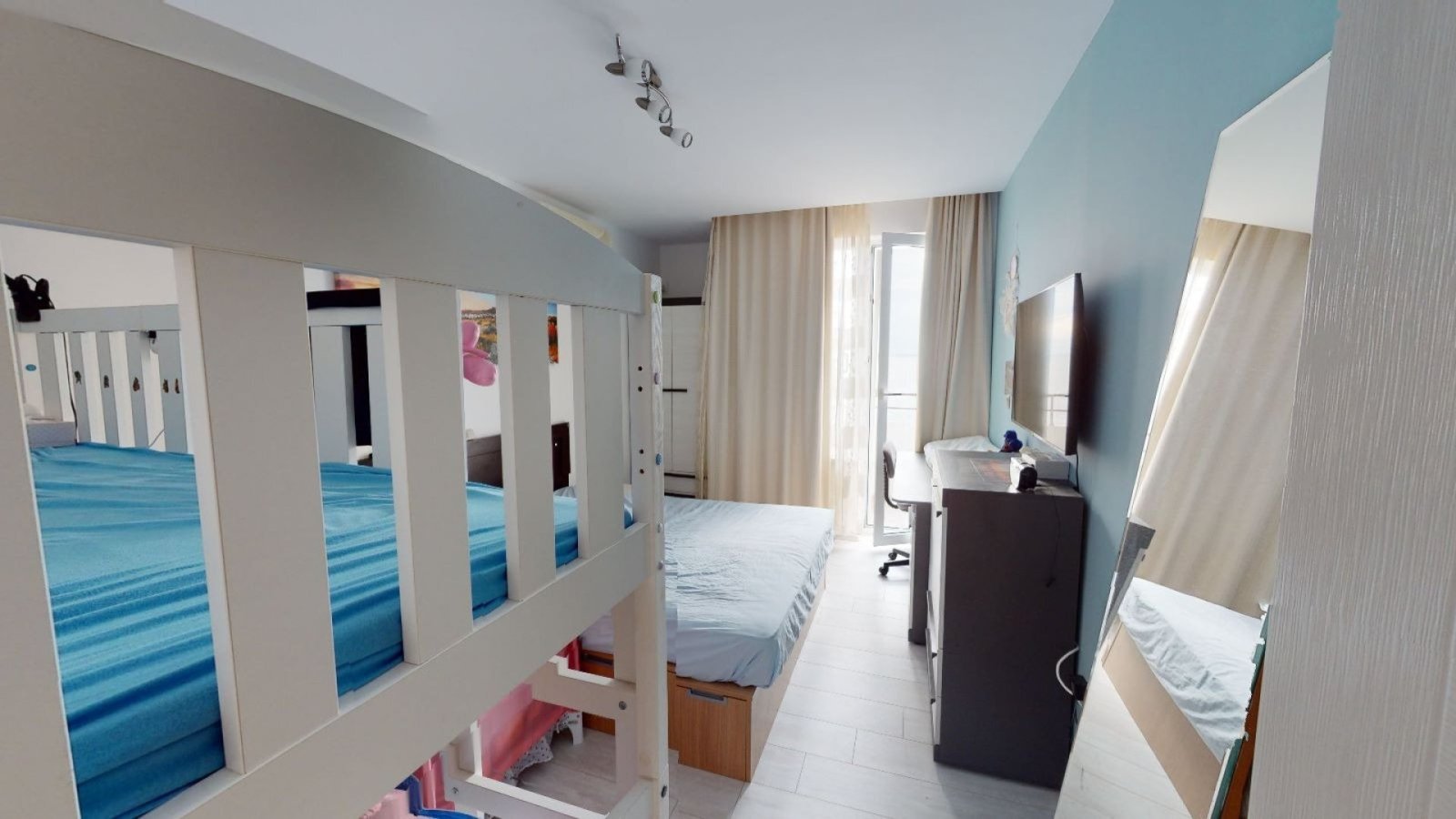 Просторен двустаен апартамент с фронтална гледка към морето | Privilege Fort, Свети Влас – Елените, България