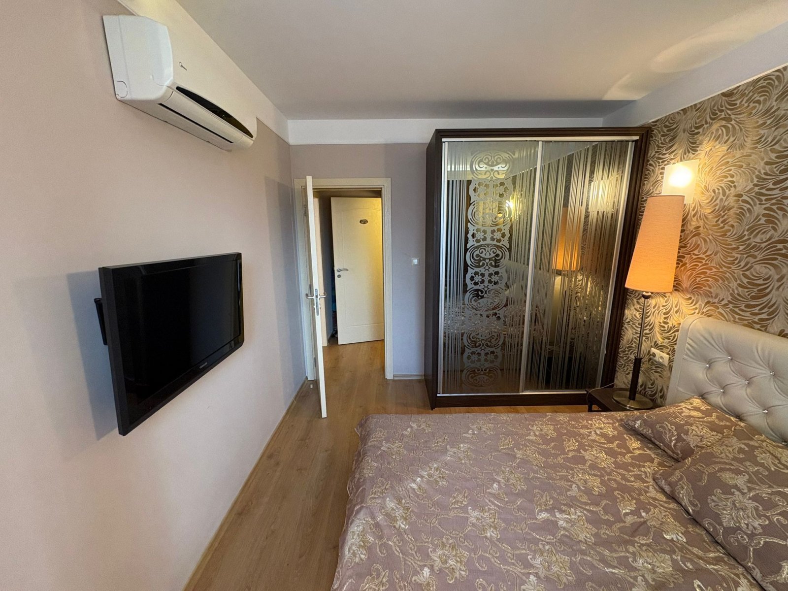 Тристаен апартамент в Harmony Suites Grand Resort Sonnenstrand, България
