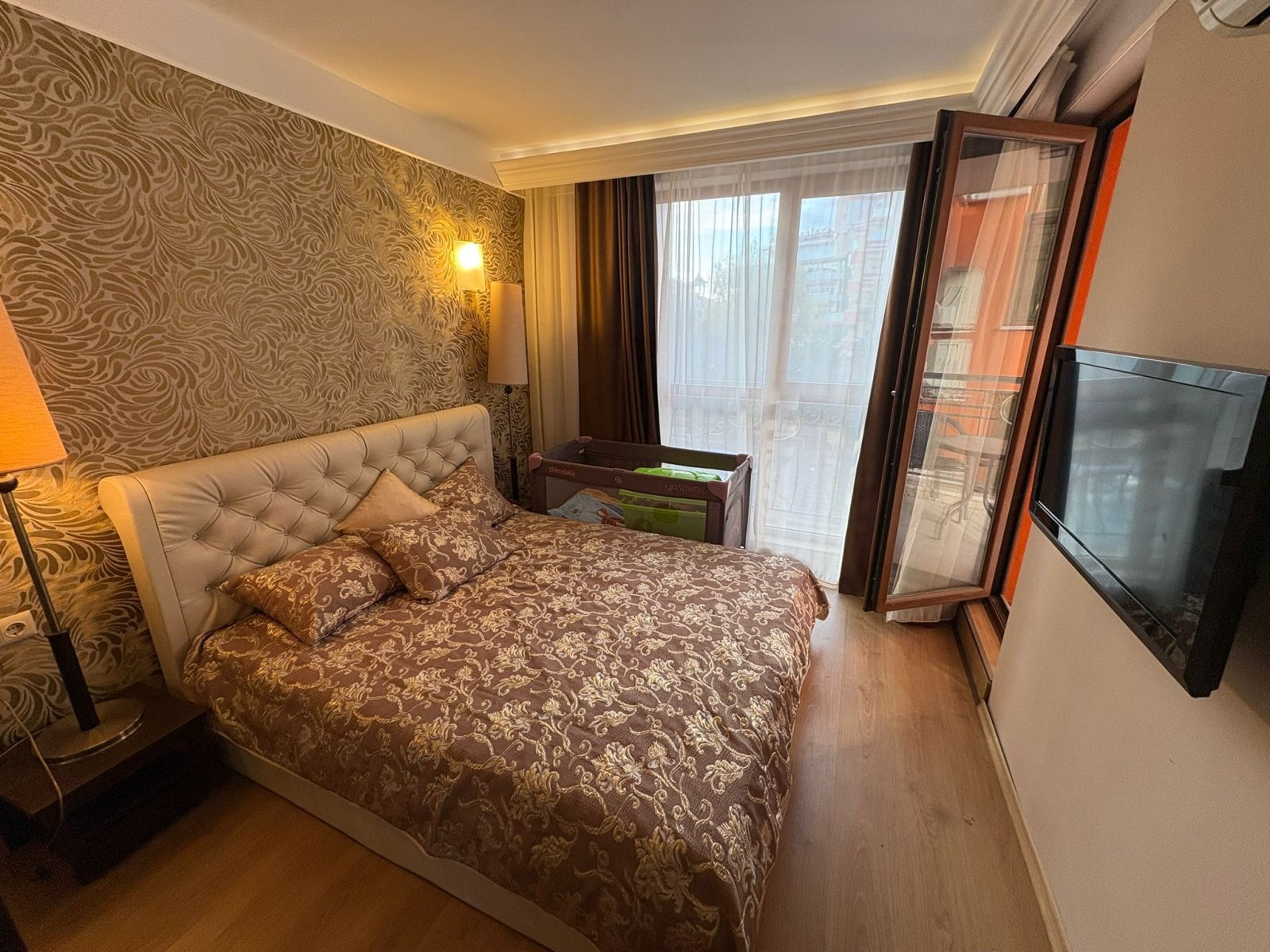 Тристаен апартамент в Harmony Suites Grand Resort Sonnenstrand, България