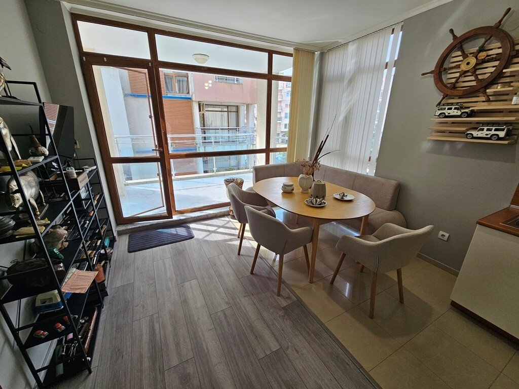 Апартамент 1+2 в Sun Light 1 комплекс, Слънчев бряг, България