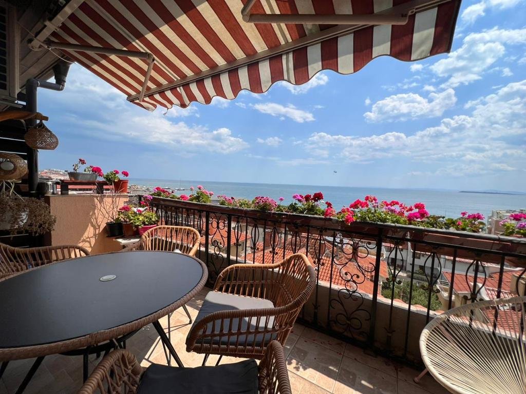 3-стаен мезонет в комплекс Центури, Свети Влас, България