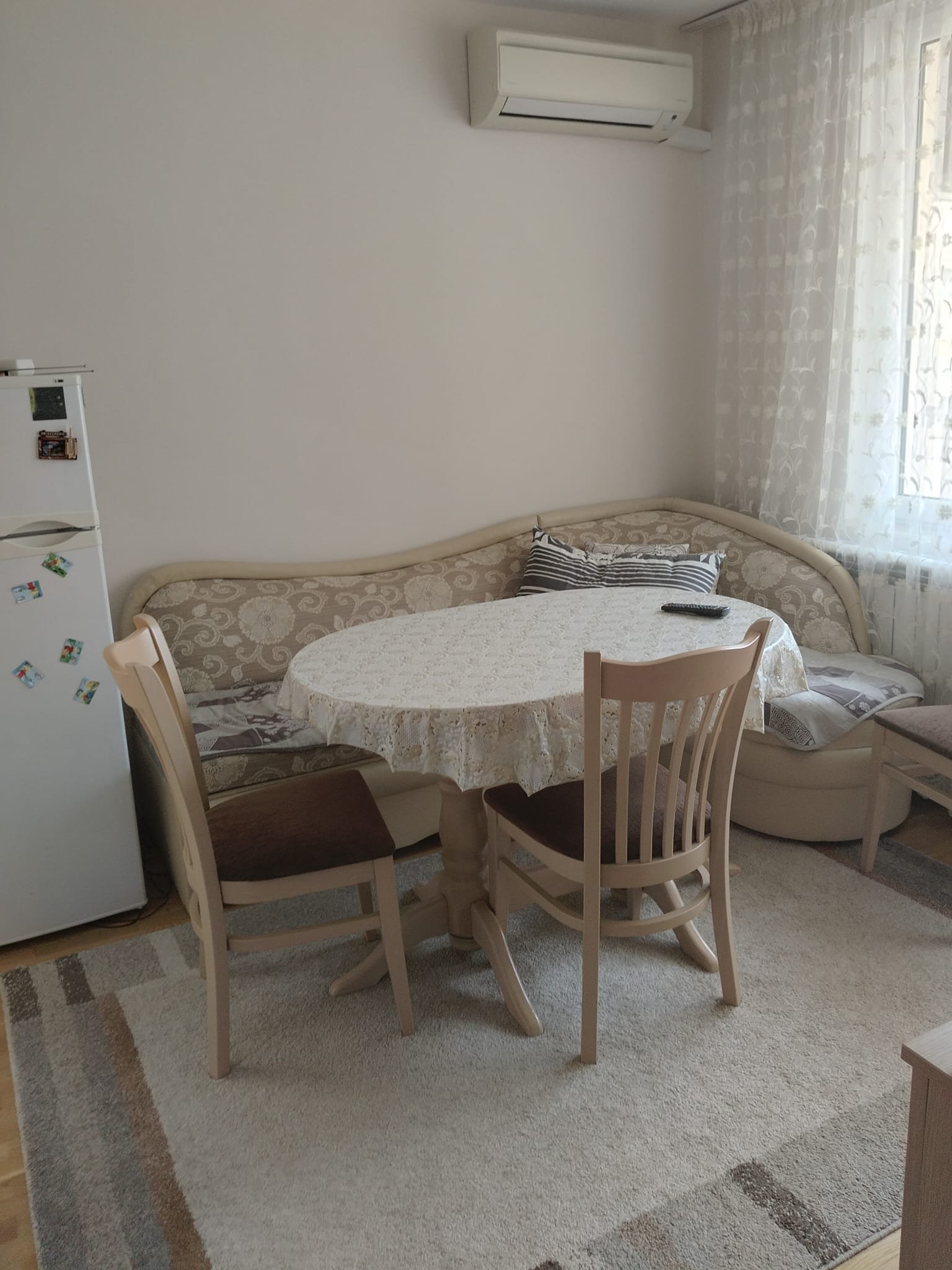 Голяма многофамилна къща в Свети Влас с панорамна гледка море