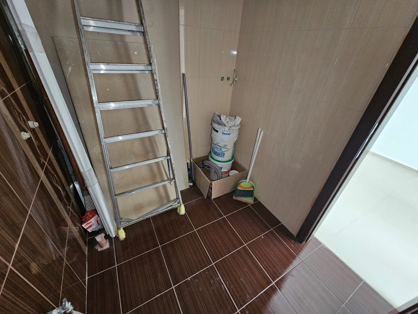 За продажба студио/офис в Несебър, България