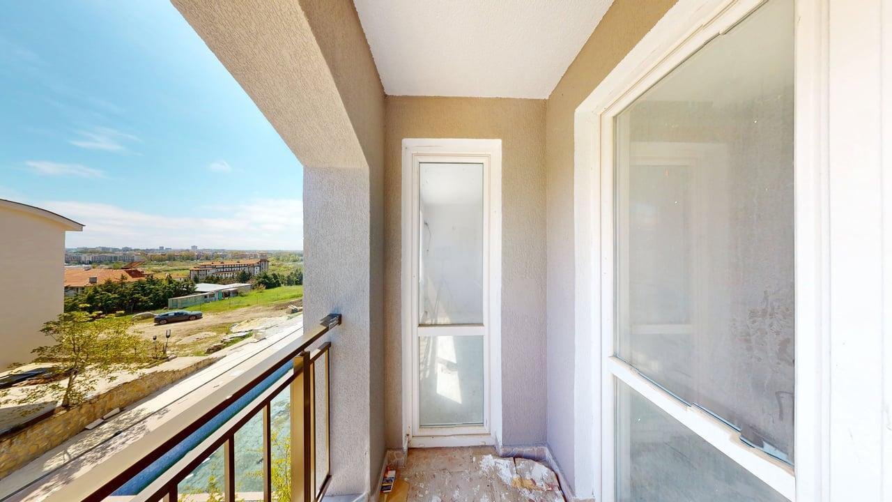 Двустаен апартамент в комплекса Green Hills, Косарица, България