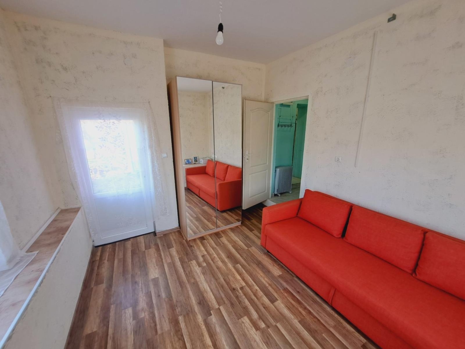 Къща в село Завет, община Сунгурларе, България