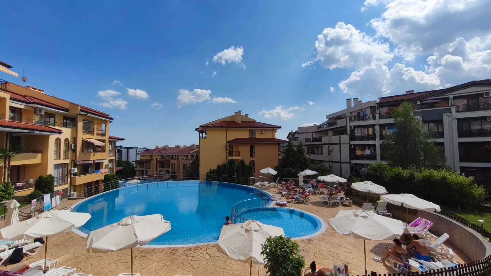 Голям апартамент с 2 спални и изглед към морето в Paradise Dreams Свети Влас, България