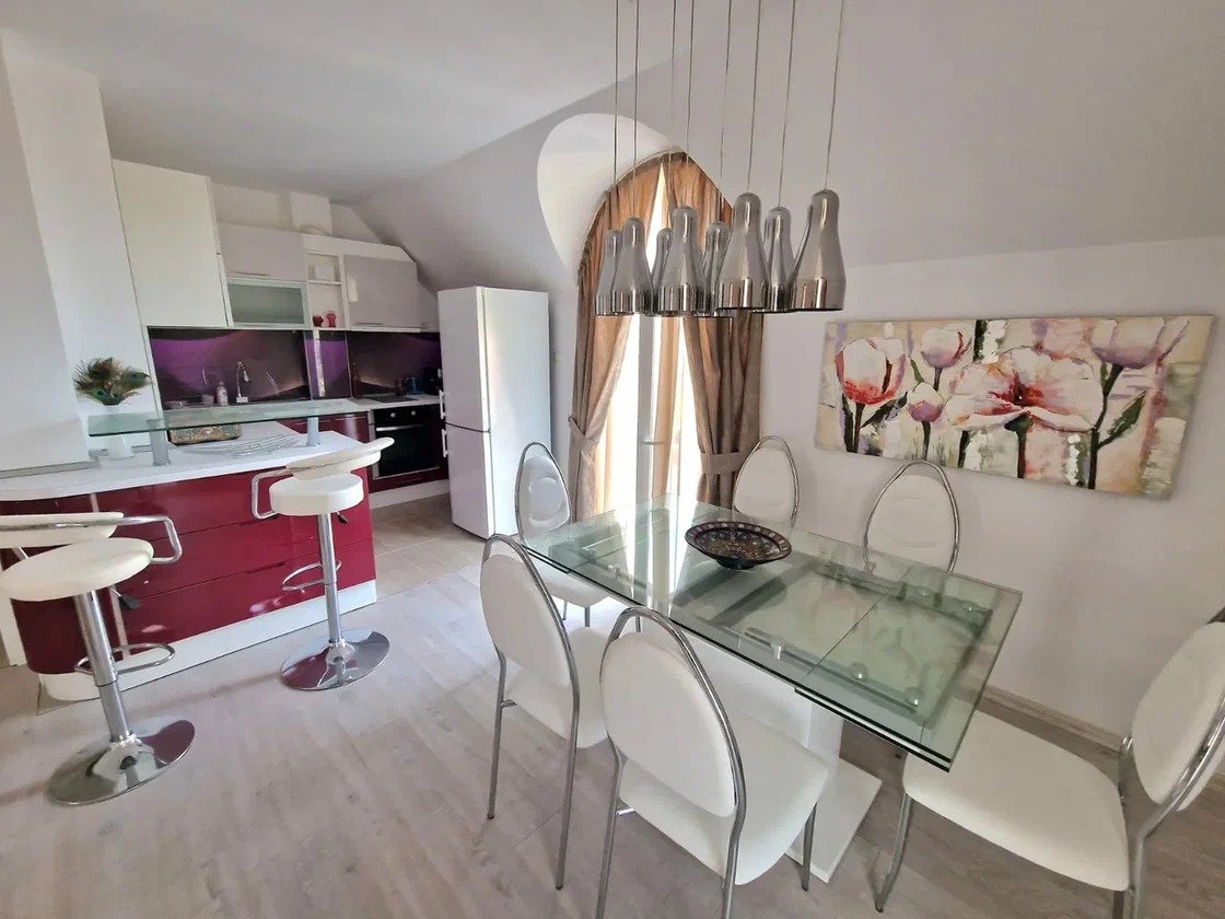 Къща или хотел в Несебър, в Черноморския квартал, България.