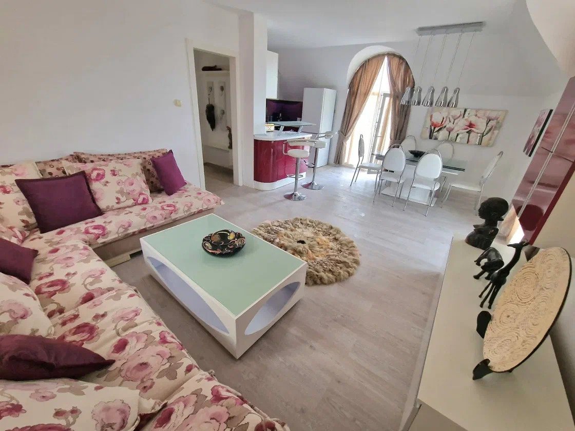 Nessebar: Къща или хотел в Несебър, в Черноморския квартал, България. 