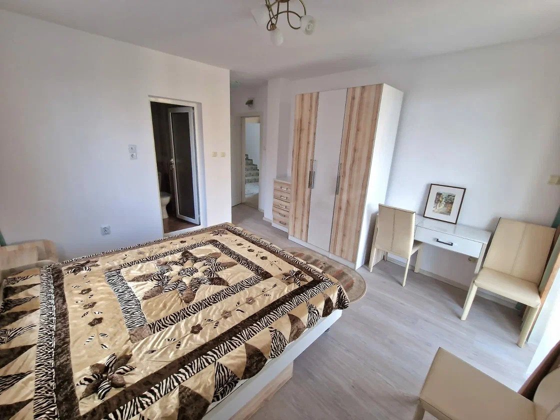 Къща или хотел в Несебър, в Черноморския квартал, България.