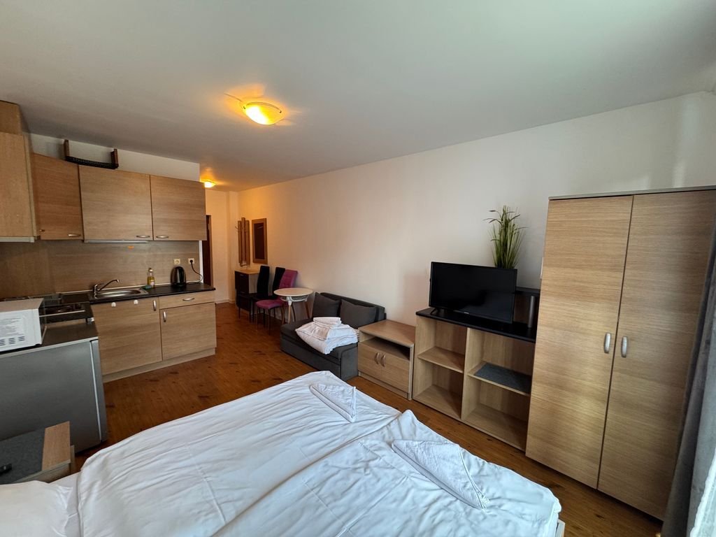 Sveti Vlas: Студио в Panorama Bay 2 с изглед към басейна в Свети Влас, България Sveti Vlas: Студио в Panorama Bay 2 с изглед към басейна в Свети Влас, България