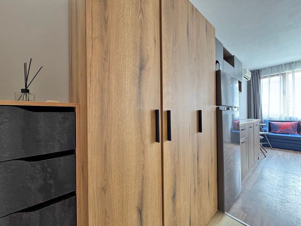 Студио апартамент в жилищната сграда Nessebar Residence с гледка към басейна, Несебър, България