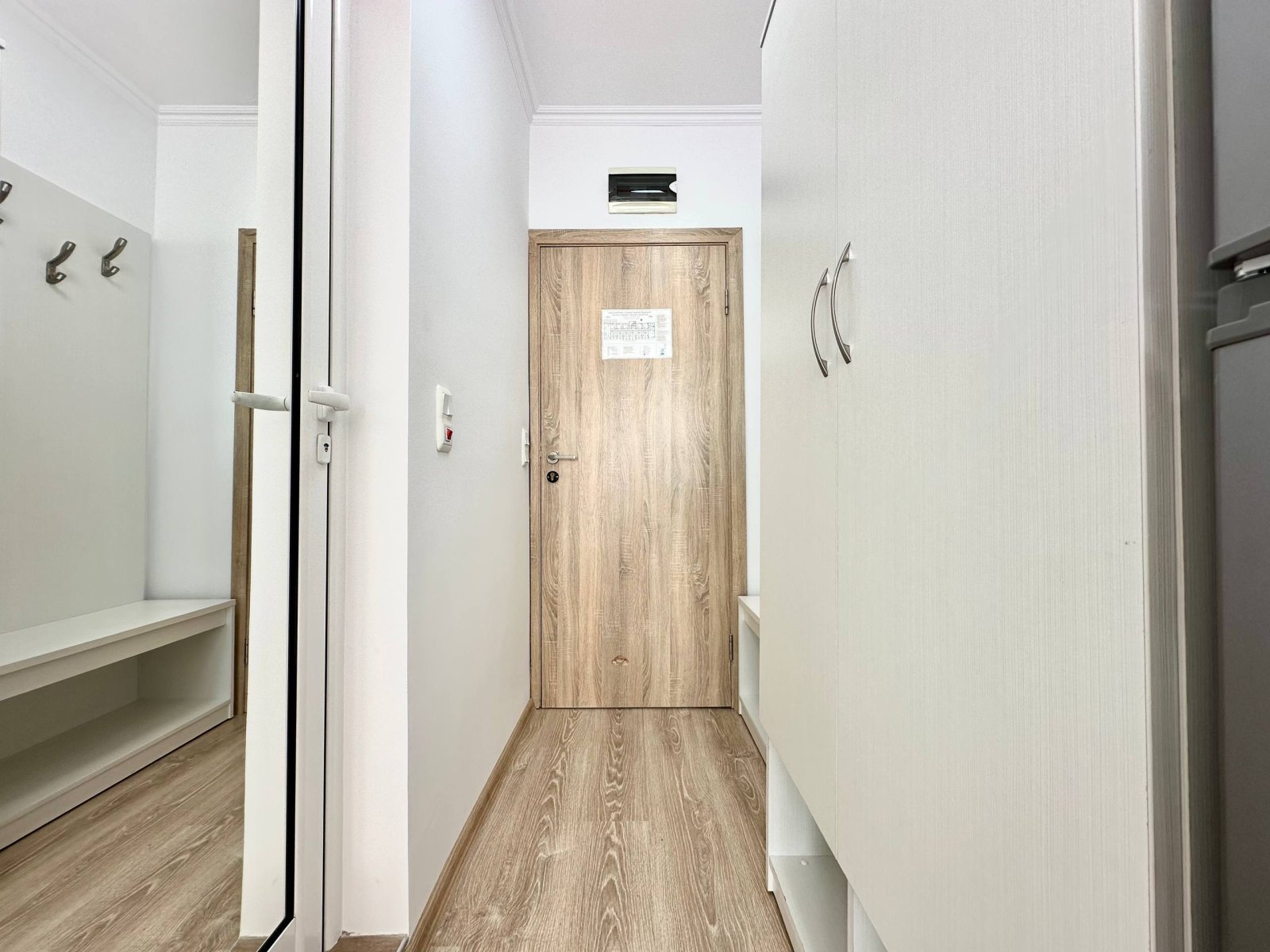 Реновирано студио с гледка към морето в Makon Residence, Свети Влас