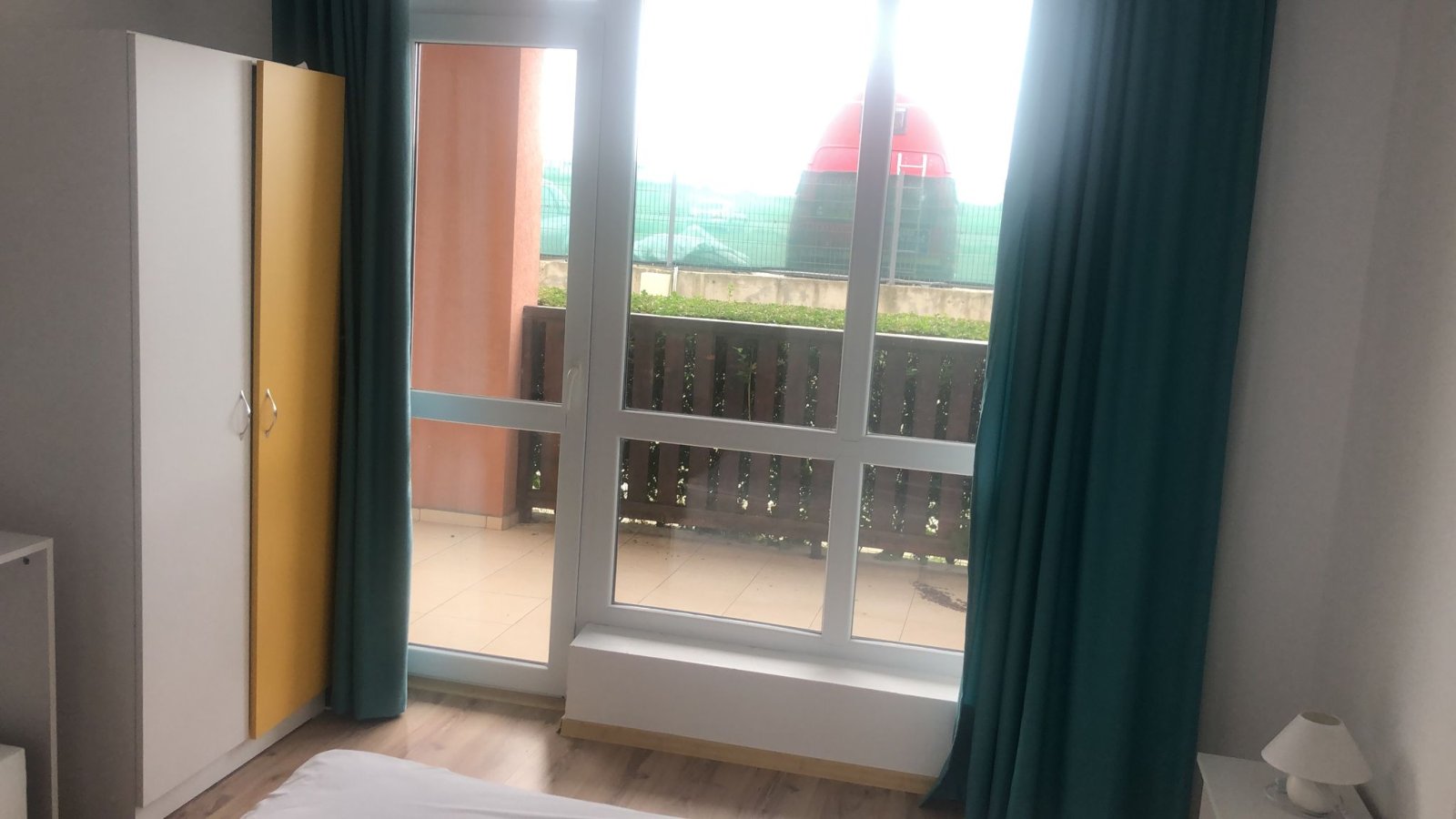 Двустаен апартамент под наем за дългосрочно пребиваване в Ахелой, България.