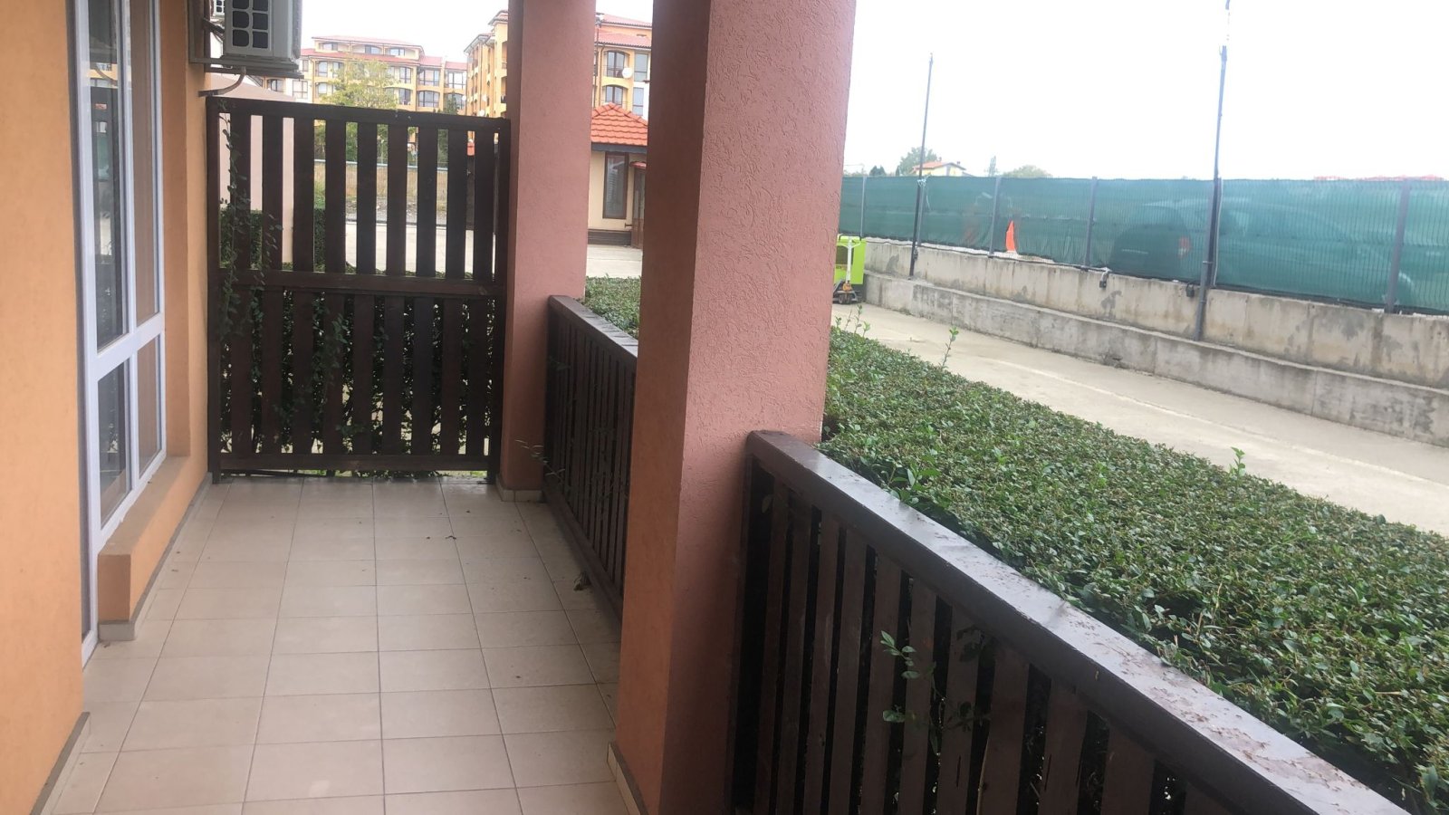 Двустаен апартамент под наем за дългосрочно пребиваване в Ахелой, България.