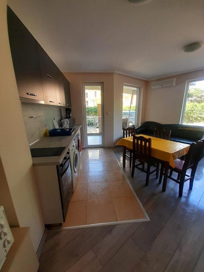 Двустаен апартамент за почивка Ясен, Слънчев бряг, България