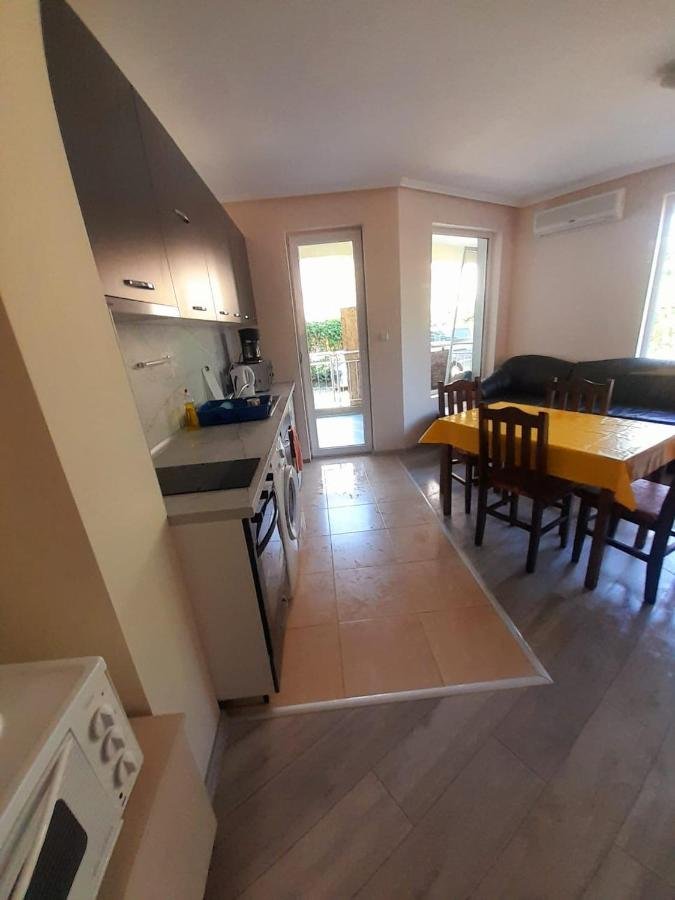 Двустаен апартамент за почивка Ясен, Слънчев бряг, България