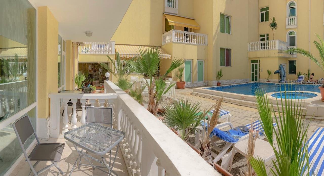 Sveti Vlas: 3-стаен апартамент с тераси на покрива, Свети Влас, България Sveti Vlas: 3-стаен апартамент с тераси на покрива, Свети Влас, България