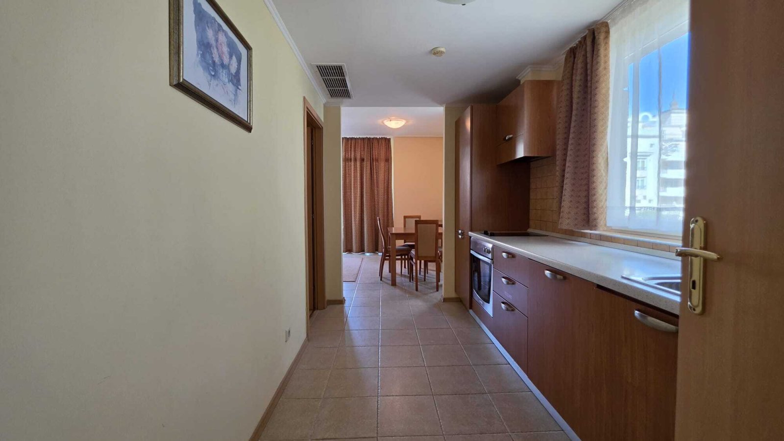 Двустаен апартамент в Sunset Resort Поморие в Поморие