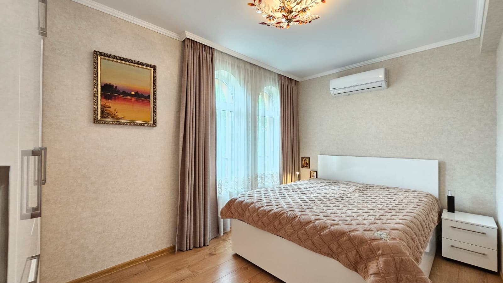 Луксозен пентхаус апартамент от 4 стаи в Aphrodite Park Resort, Слънчев бряг, България